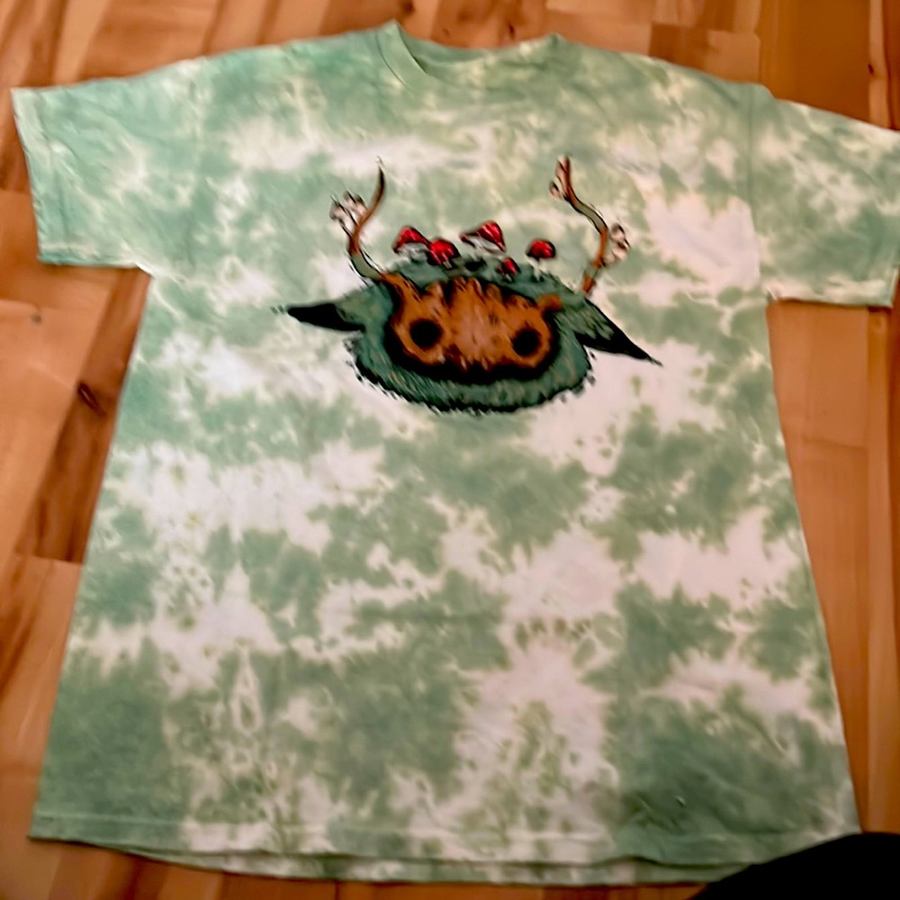 100% cotton washer safe tee shirt.